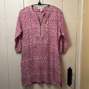 Kerry Cassill three quarter sleeve Tunic Top. Size 1 (equivalent to a small)